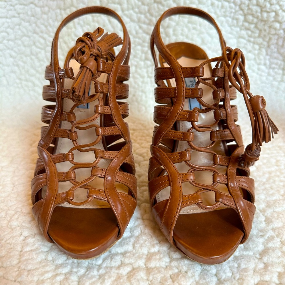 Prada high heel lamb skin shoes size 37 EU. 4.5 in heel.